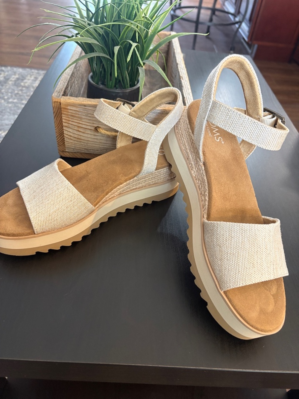🤎Tom’s Diana Wedge Sandal 🤎